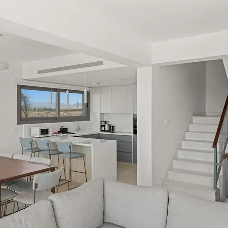 Villa Serenity Waves 3 *