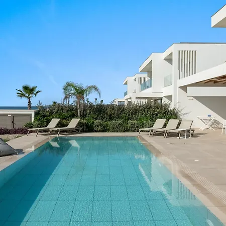 Villa Serenity Waves 3 *