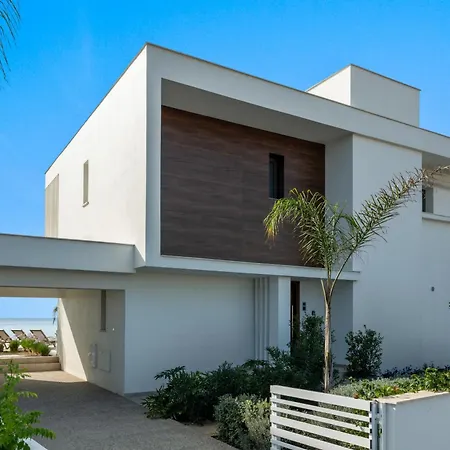 Serenity Waves 3 Villa *