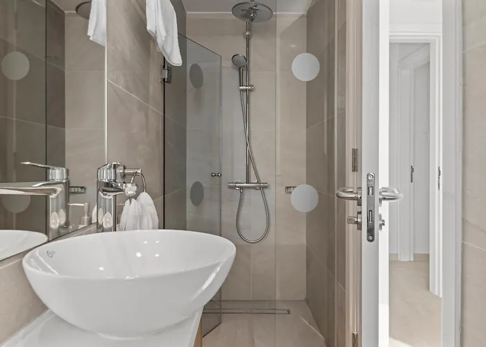 Serenity Waves 3 Villa *